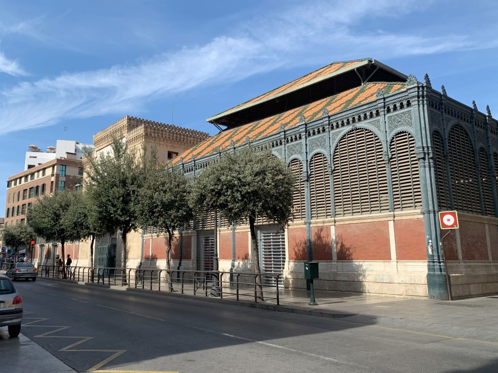 Train stations in Malaga: Atarazanas