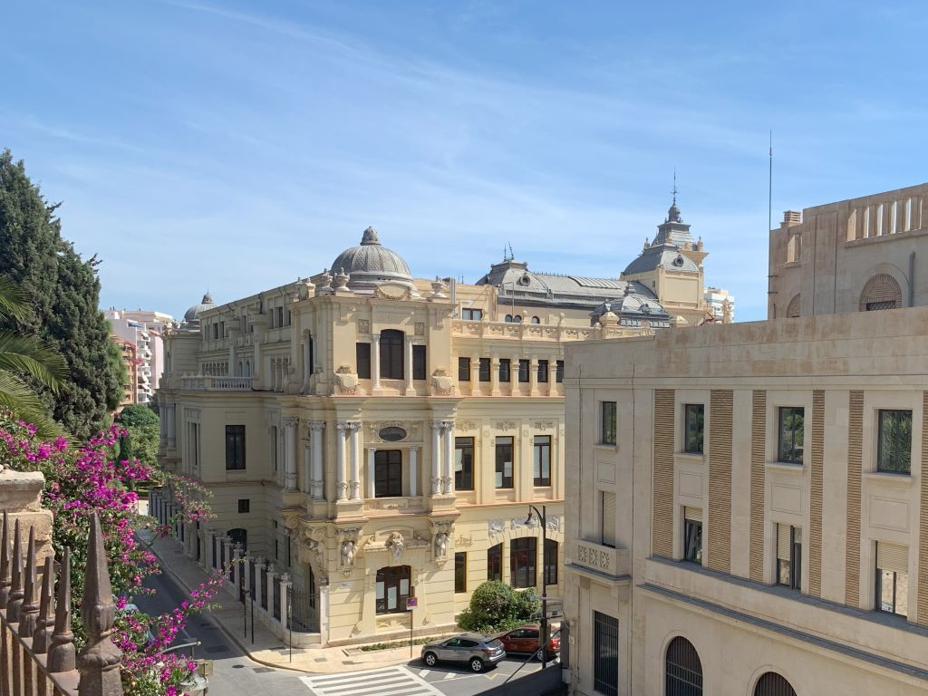 Train stations in Malaga: Town Hall