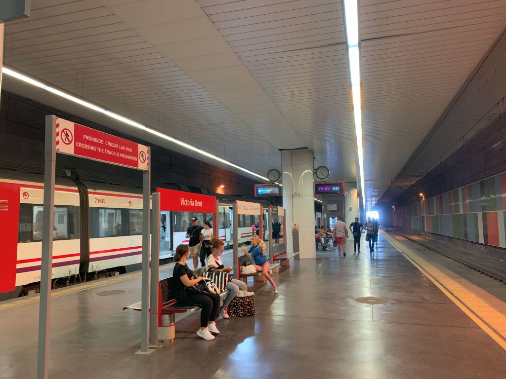 Train stations in Malaga: VK interior