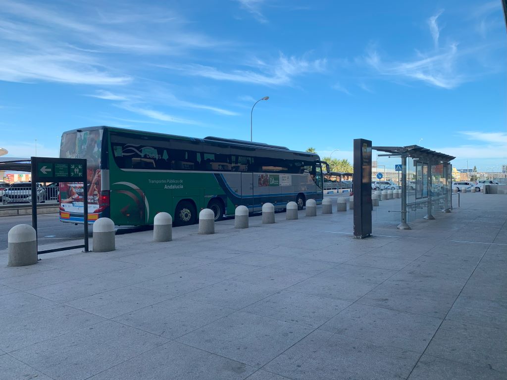Malaga Aiport - train, bus and taxis