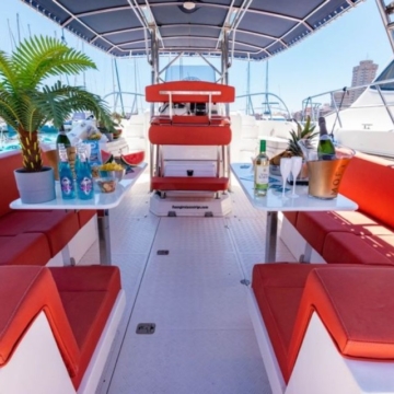 March in the Costa del Sol - Private boat rental