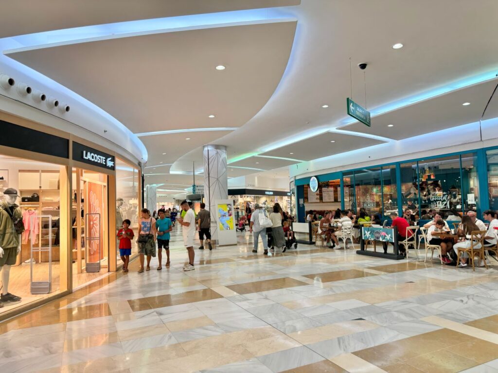 Miramar shopping center, Fuengirola