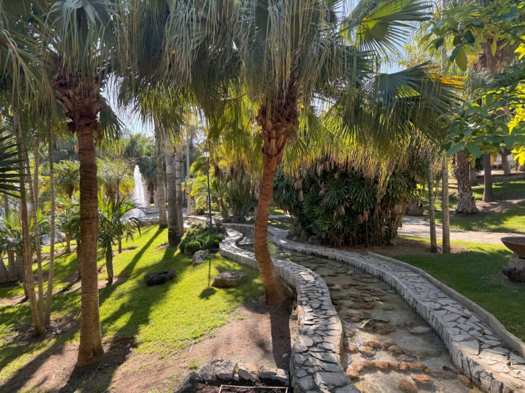 Water path in the Molino de Inca Botanical Garden