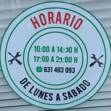 Siesta in Spain - opening hours of commerce