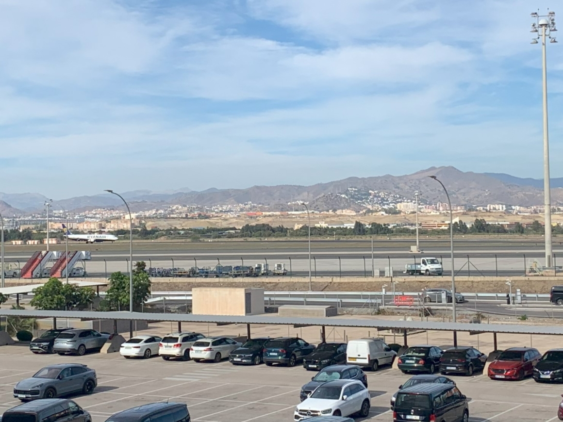 Train stations in Malaga: Airplane!