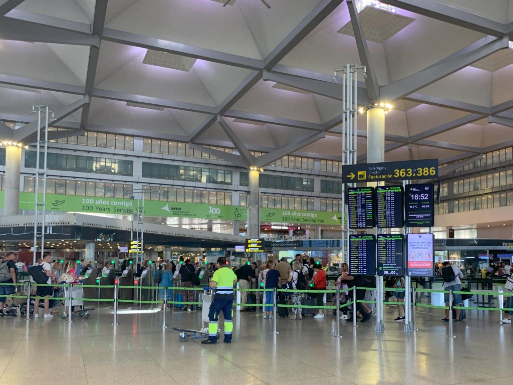 Malaga Airport security line