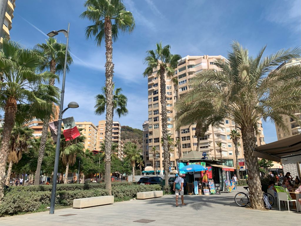 Train stations in Malaga: city