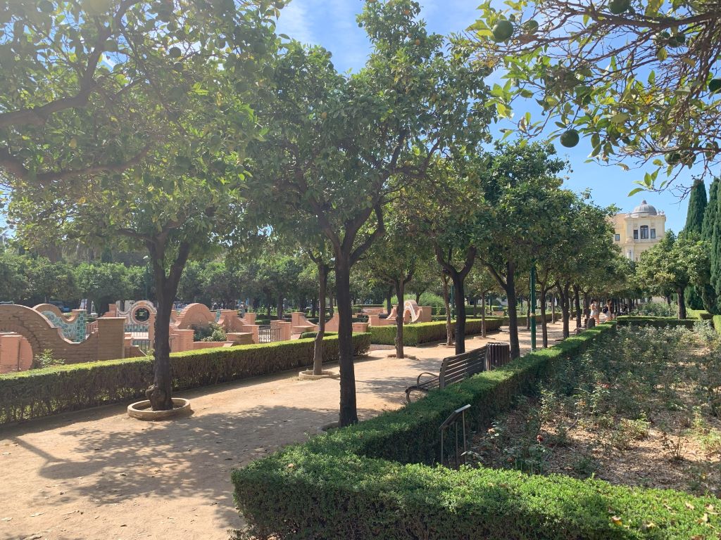 Train stations in Malaga: park