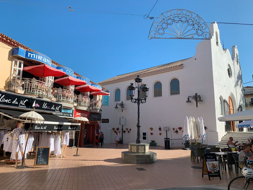 Train stations in Torremolinos - Church San Miguel