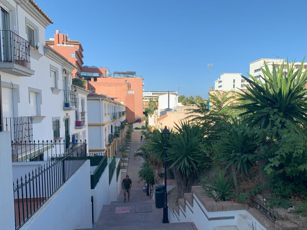 Train stations in Torremolinos - getting close