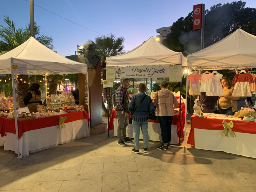 Christmas in Benalmadena - market