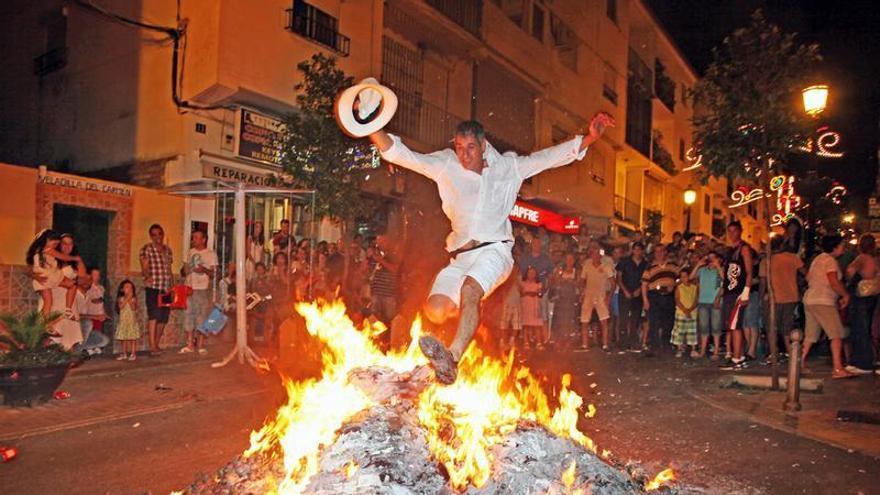 Feria de Benalmadena - quema de los Juas