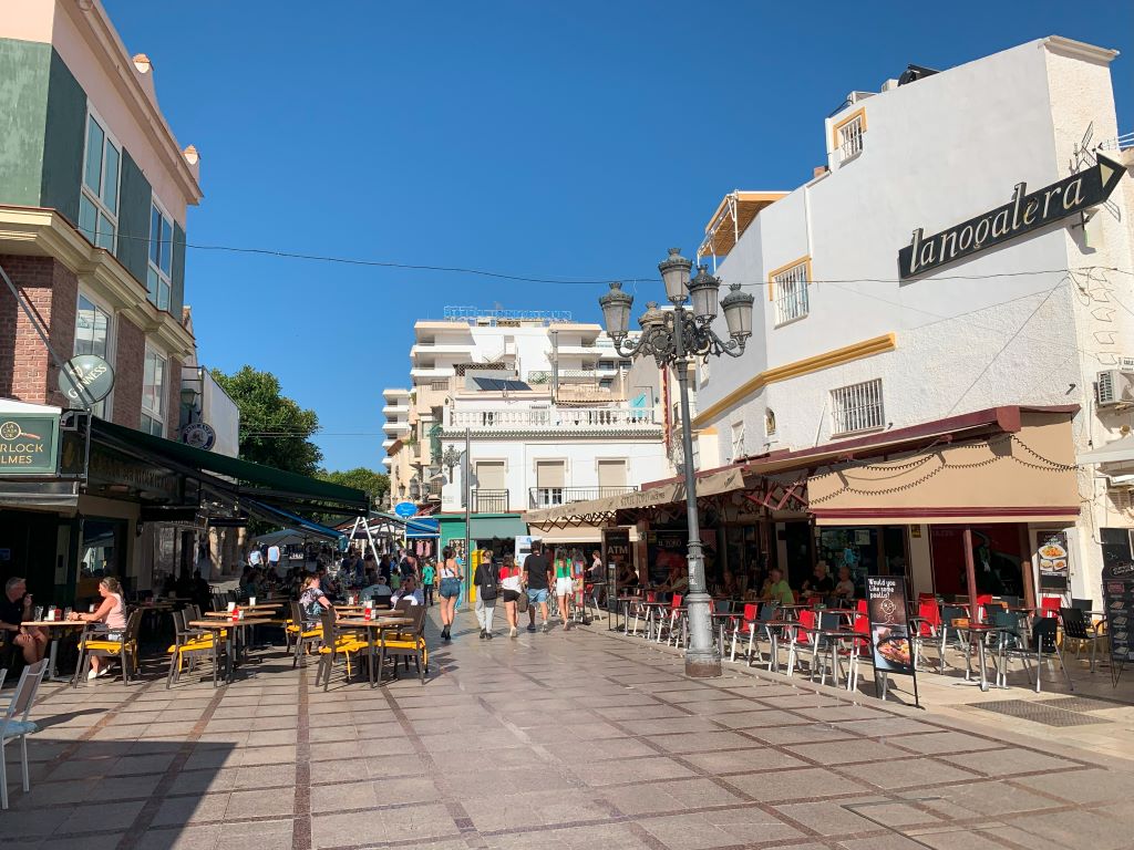 Train stations in Torremolinos - La Nogalera 2