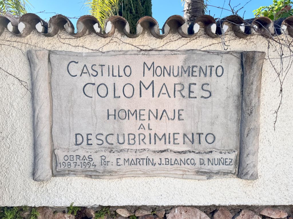 Castillo Colomares (Colomares Castle)