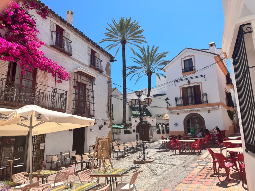 Marbella Old Town - Plaza Altamirano