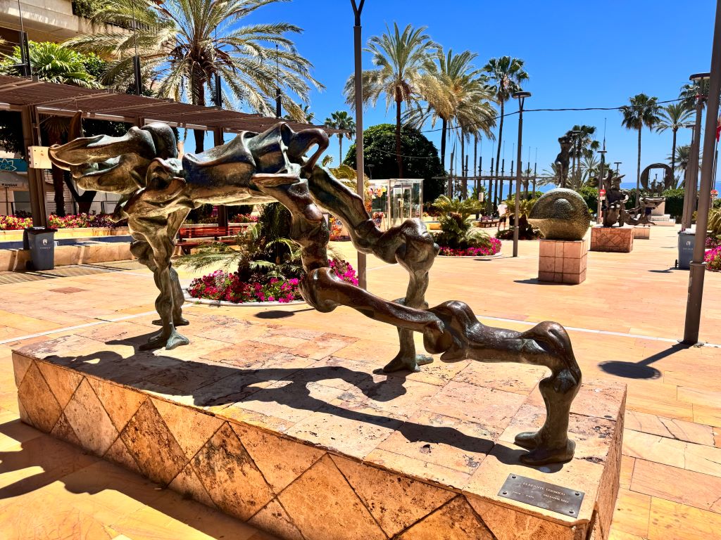 Marbella Old Town - Avenida del Mar