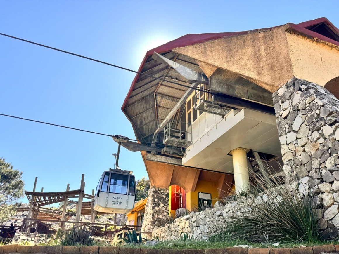 Cable Car in Benalmadena, arrival on Calamorro